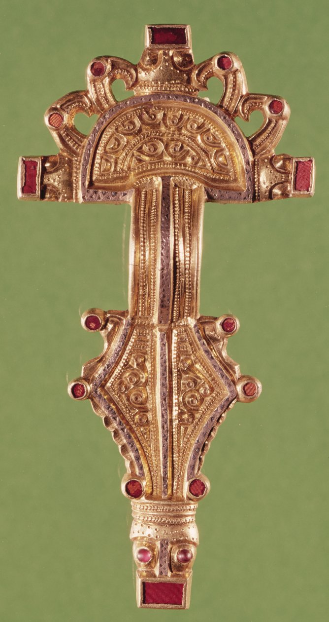 Fibula hegyes csőrű madárfejekkel, Douvrendből, Seine-Maritime (arany és zománcozott) alkotó: Merovingian