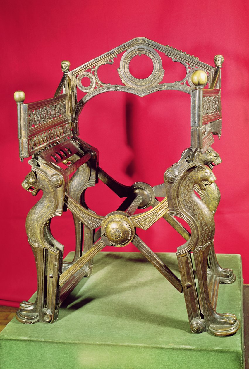 Dagobert király trónja, (aranyozott fém) alkotó: Merovingian
