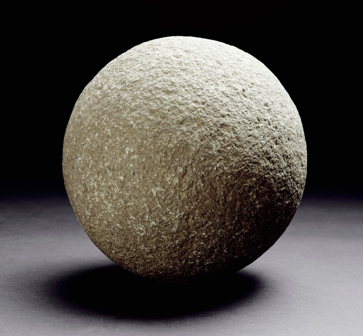 Sphere, Diquis, Costa Rica, 500-700 alkotó: Mesoamerican