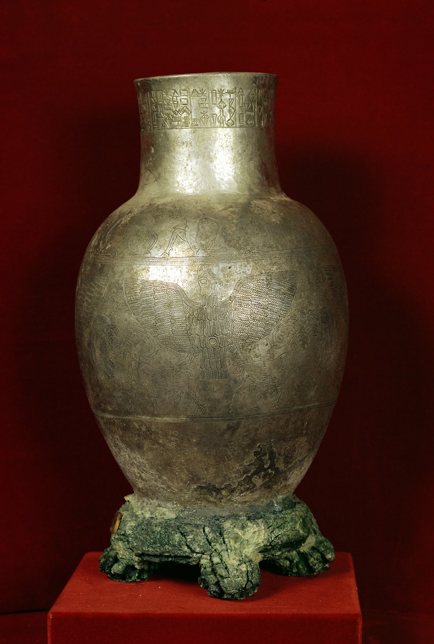 Váza, amelyet Entemena Nigirsu istennek szentelt, Tellóból (Ősi Girsu) Kr.e. 2400 körül (réz és ezüst) alkotó: Mesopotamian