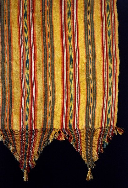 Rebozo részlete, 19. század vége (selyem, pamut, természetes festékek és aranyfonal) alkotó: Mexican School