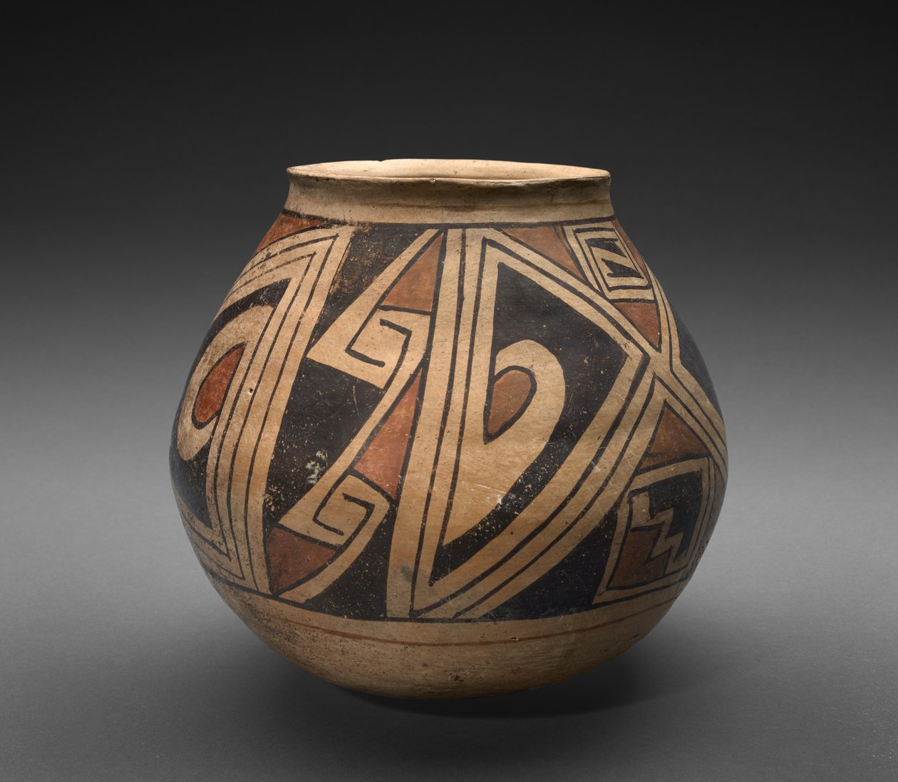 Tégely (olla) geometrikus mintázattal, 1300 körül (cserépedény csúszdával) alkotó: Mexican School