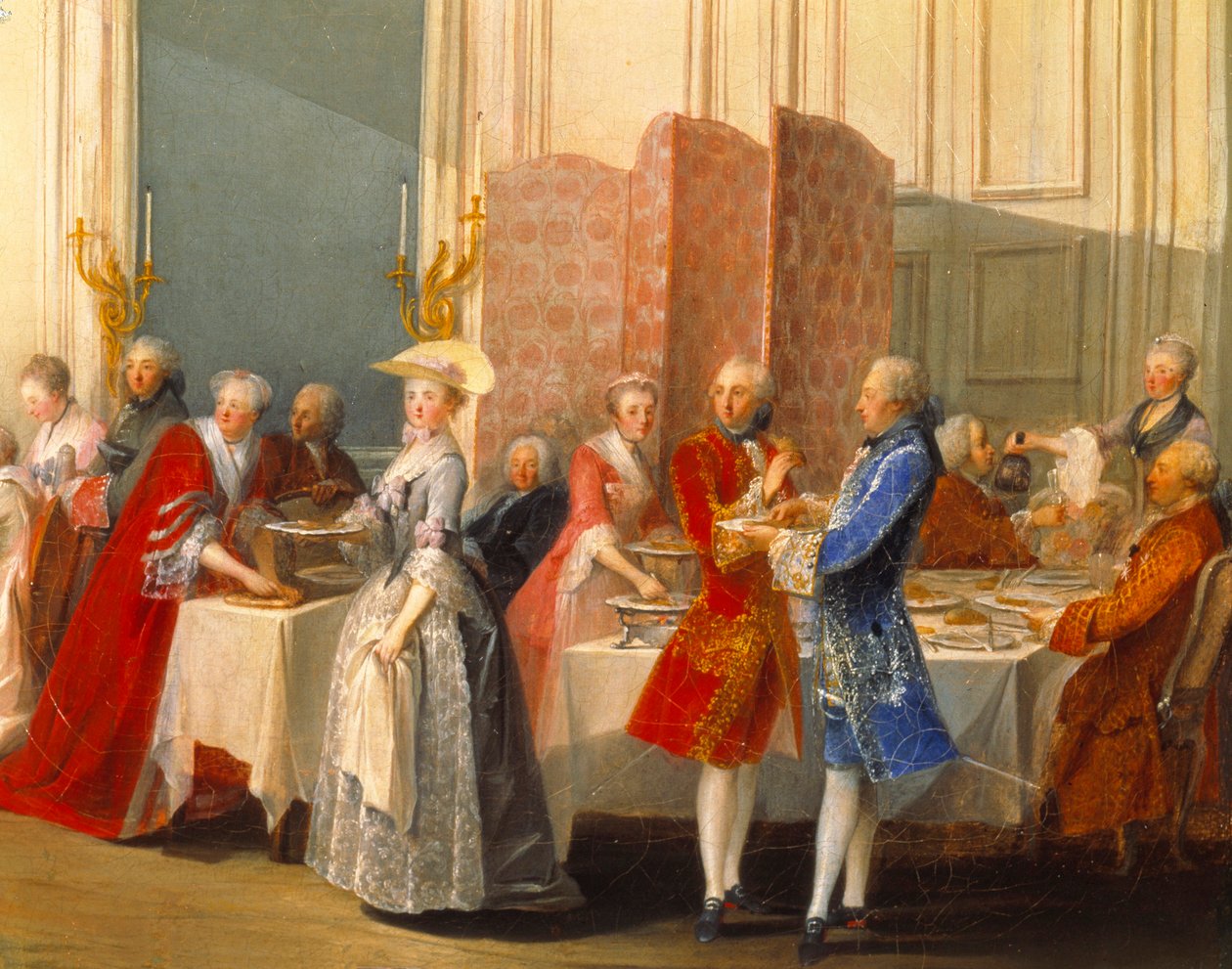 Svédasztal vendégekkel a képernyő mellett. Részlet a Salon des Quatre-Glacesben szolgált „” Le The a l”angolról alkotó: Michel Barthelemy Ollivier or Olivier