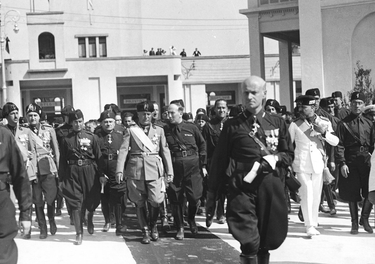 Mussolini az Ötödik Levante Fesztivál megnyitóján Bariban, 1934.09.06. (f/w fotó) alkotó: Michele Ficarelli
