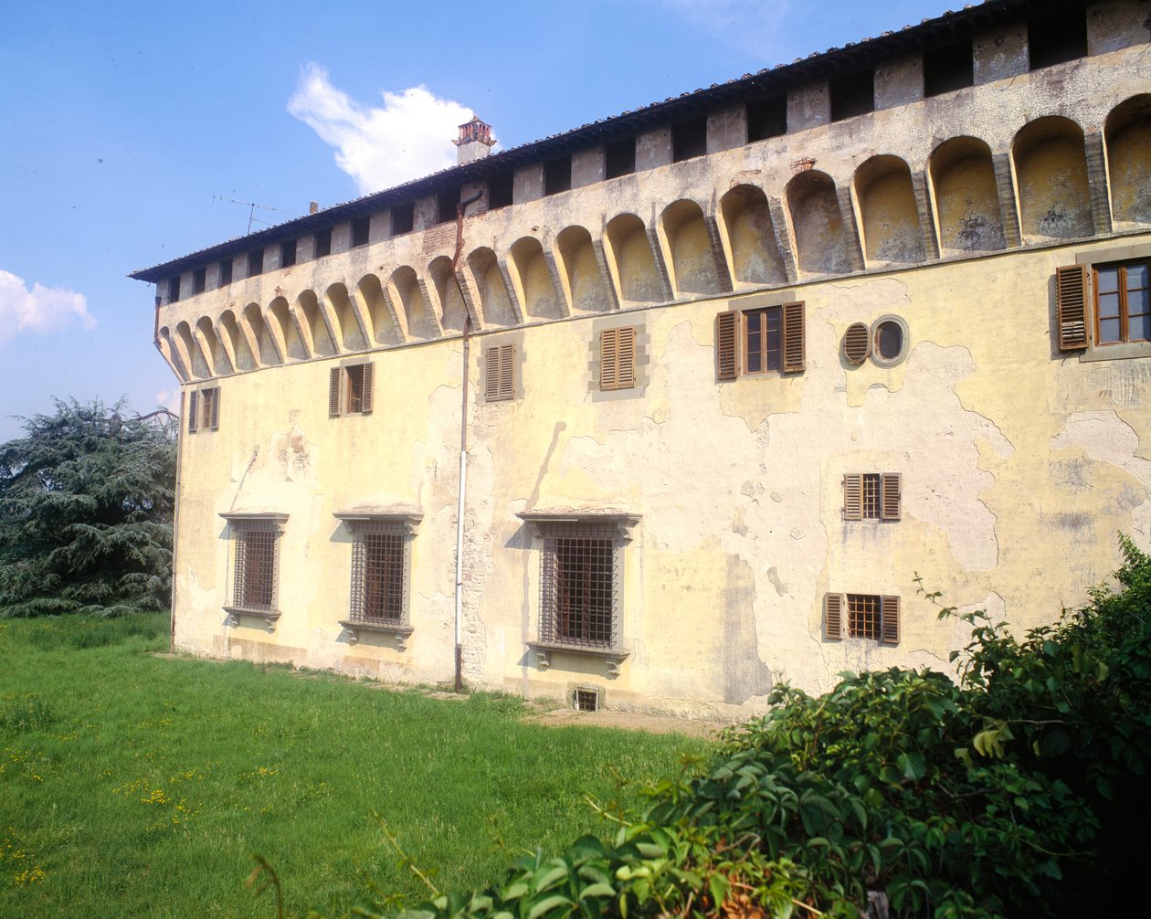 A Cafaggiolo-i Medici-villa, 1451-ben épült alkotó: Michelozzo di Bartolommeo