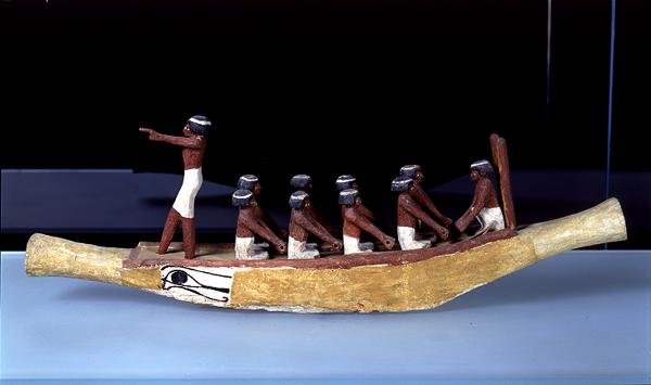 Csónakmodell, ie 2000-1900 körül (festett fa) (lásd még: 326913) alkotó: Middle Kingdom Egyptian