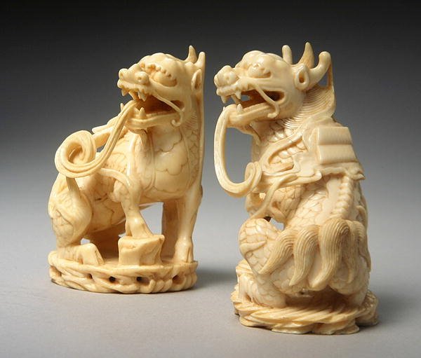Faragott Qilin pár (lásd még: 272189) alkotó: Ming Dynasty Chinese School