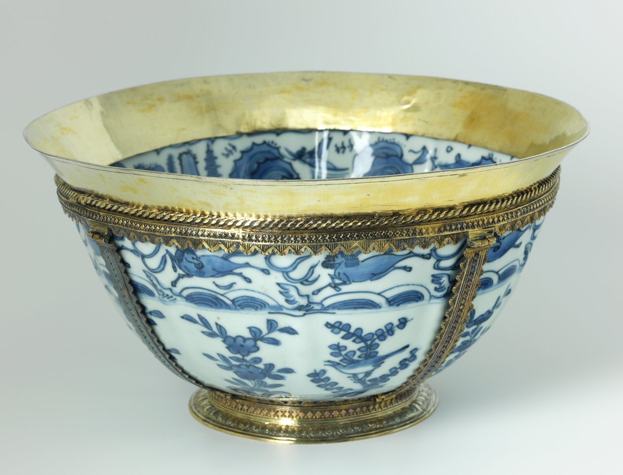 Tál, 1560-1600 alkotó: Ming Dynasty Chinese School