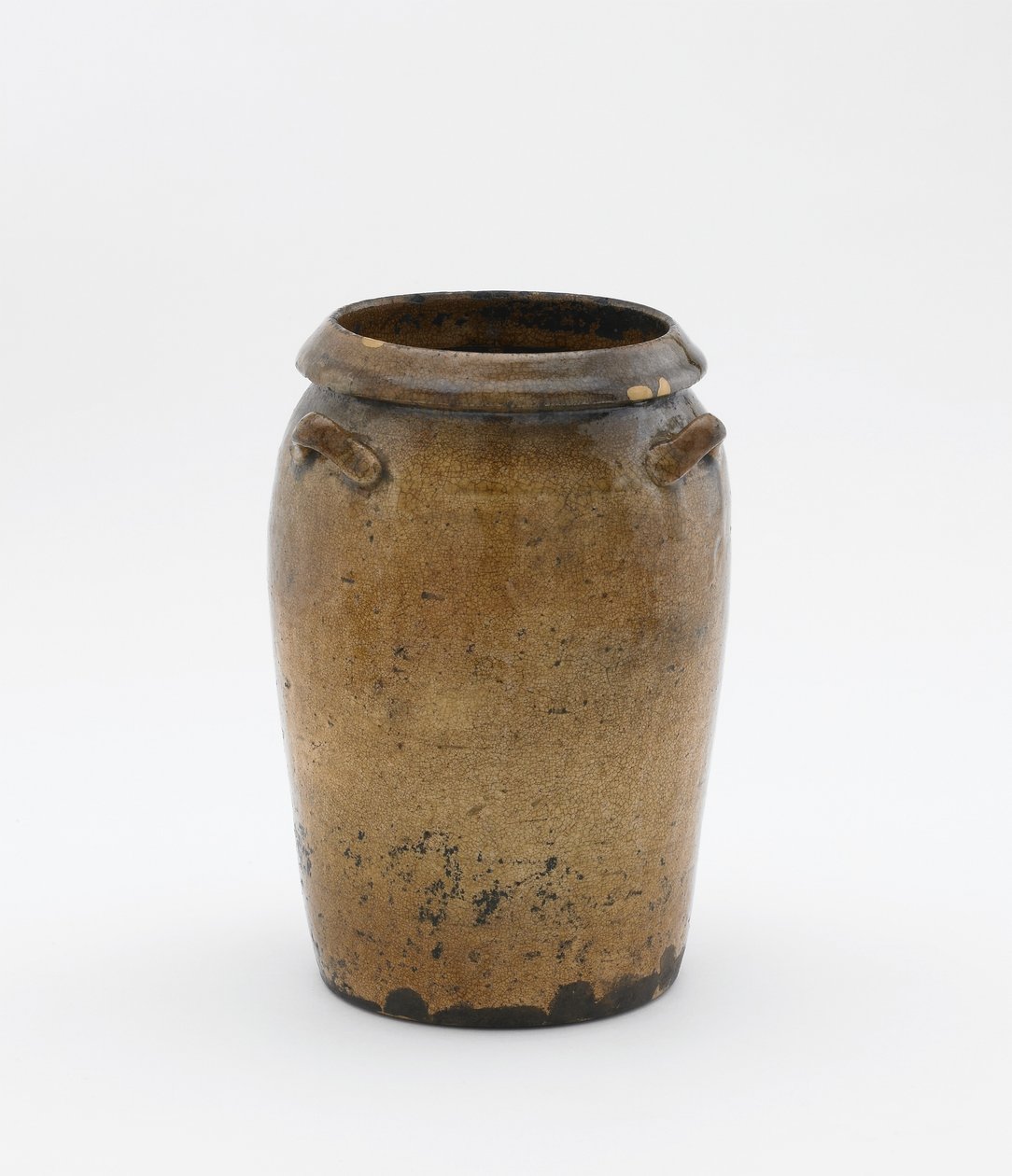 Három füles tégely (kőedény hamumázzal) alkotó: Ming Dynasty Chinese School