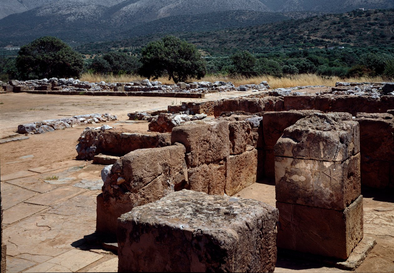 Minószi civilizáció: kilátás a Malia palota (vagy Mallia) romjaira Kr.e. 2000 körül. alkotó: Minoan
