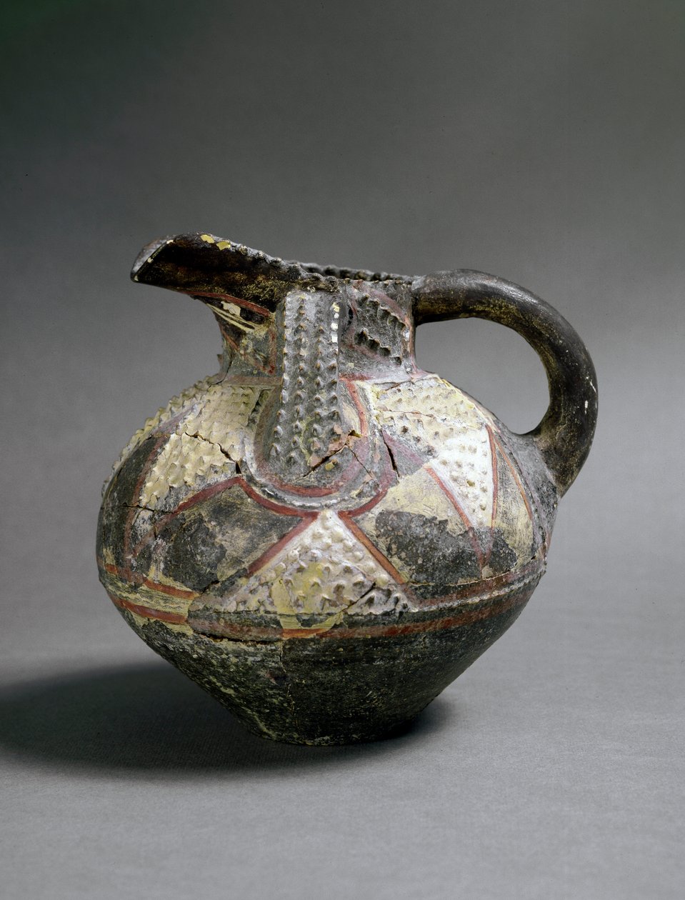 Minoen art: kerámia váza Barbotine stílusban. Agia Triadától (Hagia Triada). Kr.e. 1500 körül. Homályos. 15,5 cm Heraklion, régészeti múzeum alkotó: Minoan