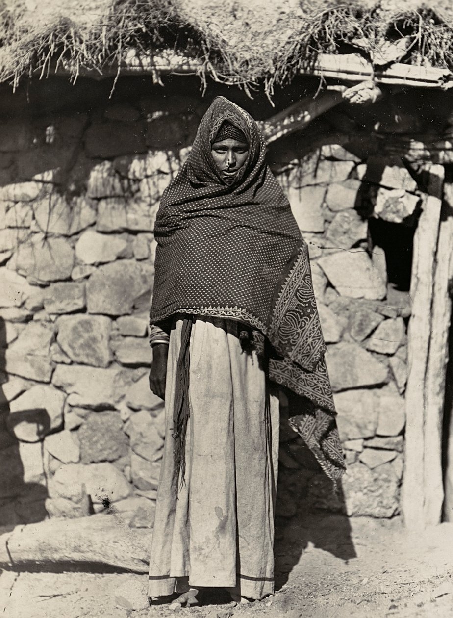 „Birodalom építése” a fasiszta korban: Asszaorti nő, 1936.09.05. (f/w fotó) alkotó: Modestino Baldinetti