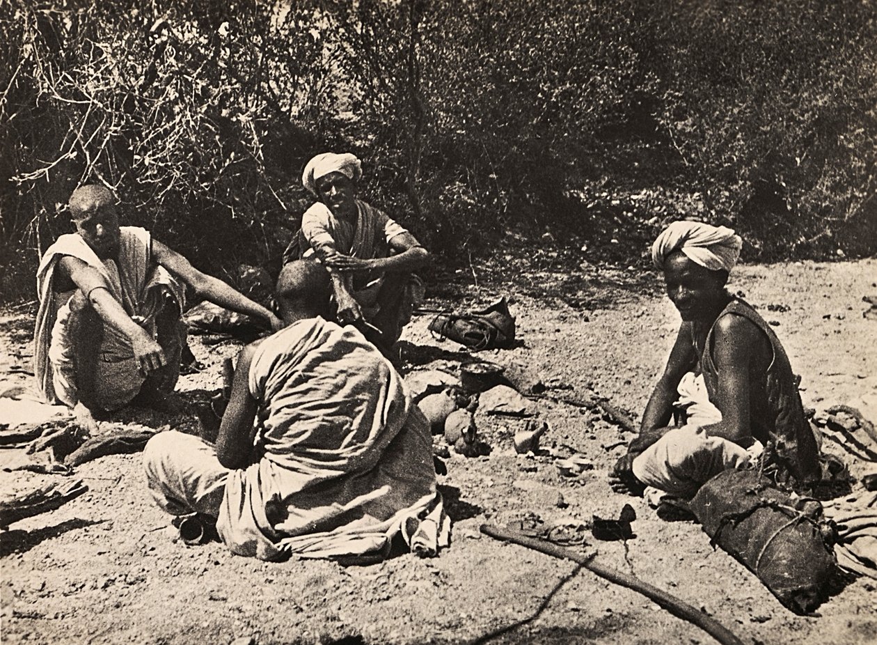 „Birodalom építése” a fasiszta korban: egy csoport nomád pihen, 1936.09.05. (f/w fotó) alkotó: Modestino Baldinetti