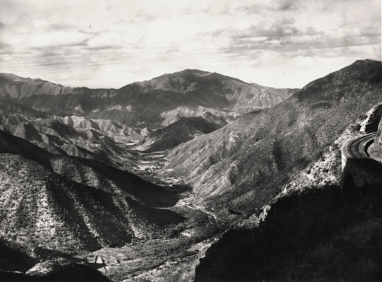 „Birodalom építése” a fasiszta korban: Dorfu völgye, 1936.09.05. (f/w fotó) alkotó: Modestino Baldinetti