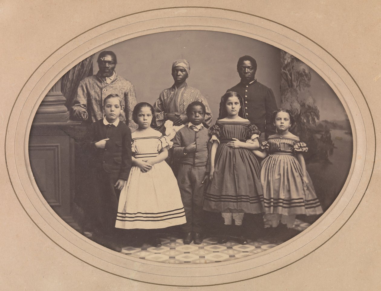 George H. Banks ezredes által Louisianából hozott emancipált rabszolgák, 1863. december. alkotó: Myron H. Kimball