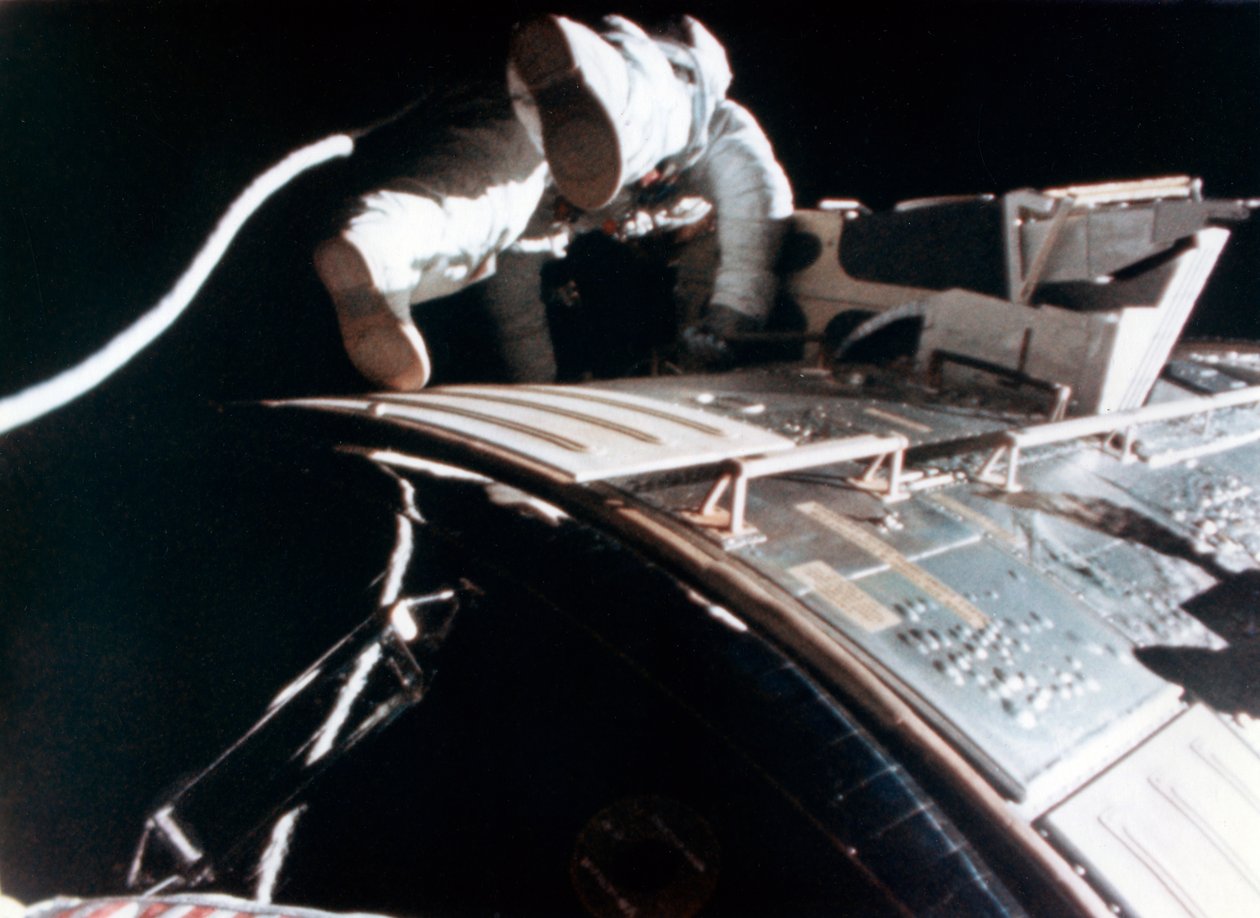 Alfred M. Worden 1932-ben az Apollo 15 holdküldetése során, 1971. alkotó: NASA Images