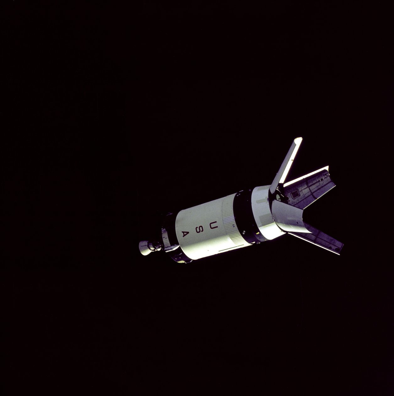 Apollo 7 – NASA, 1968. alkotó: NASA Images
