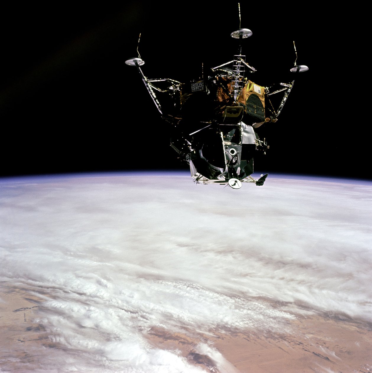 Apollo 9 – NASA, 1969. alkotó: NASA Images
