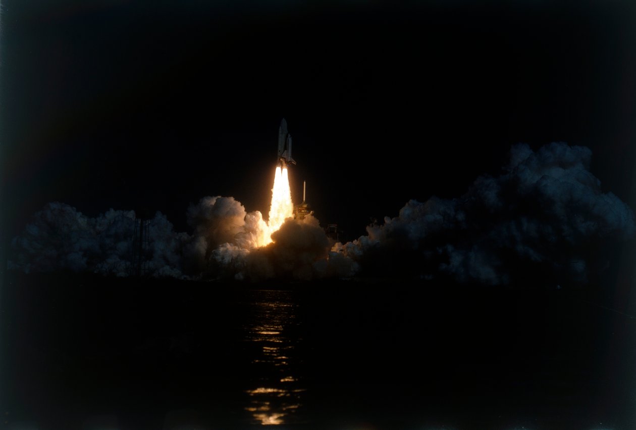 A „Columbia” űrrepülőgép felszáll a Kennedy Űrközpontból, Merritt Island, Florida, USA. alkotó: NASA Images