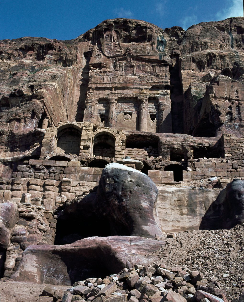 Kilátás az urnasírra, Kr.e. 6. század alkotó: Nabatean Nabatean