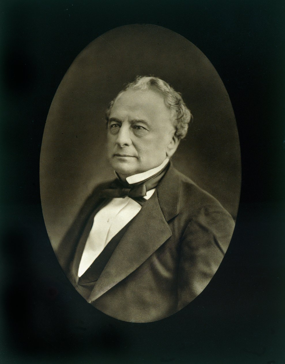Isaac Pereire (1806-80), a "Galerie Contemporaine"-ból, 1874-78 körül. alkotó: Nadar