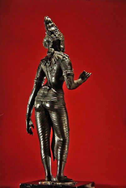 Álló Parvati, Chola-korszak (880-1279), a 10. század első negyede (rézötvözet) alkotó: Nadu Tamil
