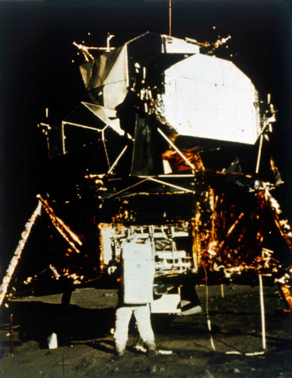 Buzz Aldrin a Lunar Module által a Hold felszínén, Apollo II küldetés, 1969. július. alkotó: Neil Armstrong