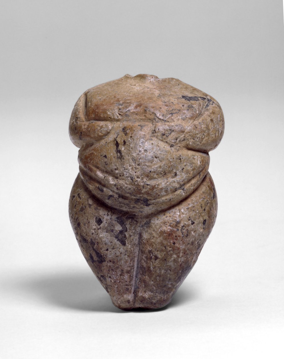 Fej nélküli álló figura Cukurdent, neolitikumból. Kr.e. 3. évezred (mészkő) alkotó: Neolithic