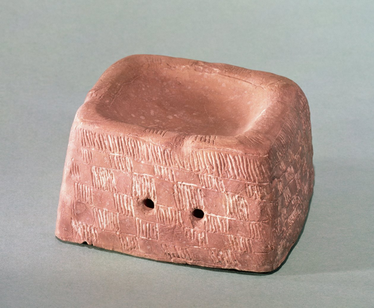 Parfümégetőként használt vázatartó, Chasseen kultúra, ie 3000-2500 (kerámia) alkotó: Neolithic Neolithic