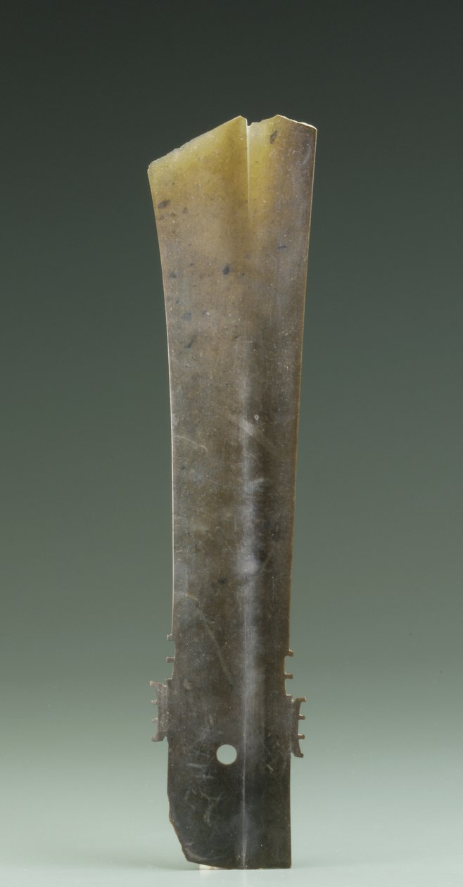 Villás véső (zhang), Qijia kultúra, ie 2500-2000 körül (jáde) alkotó: Neolithic Period Chinese School