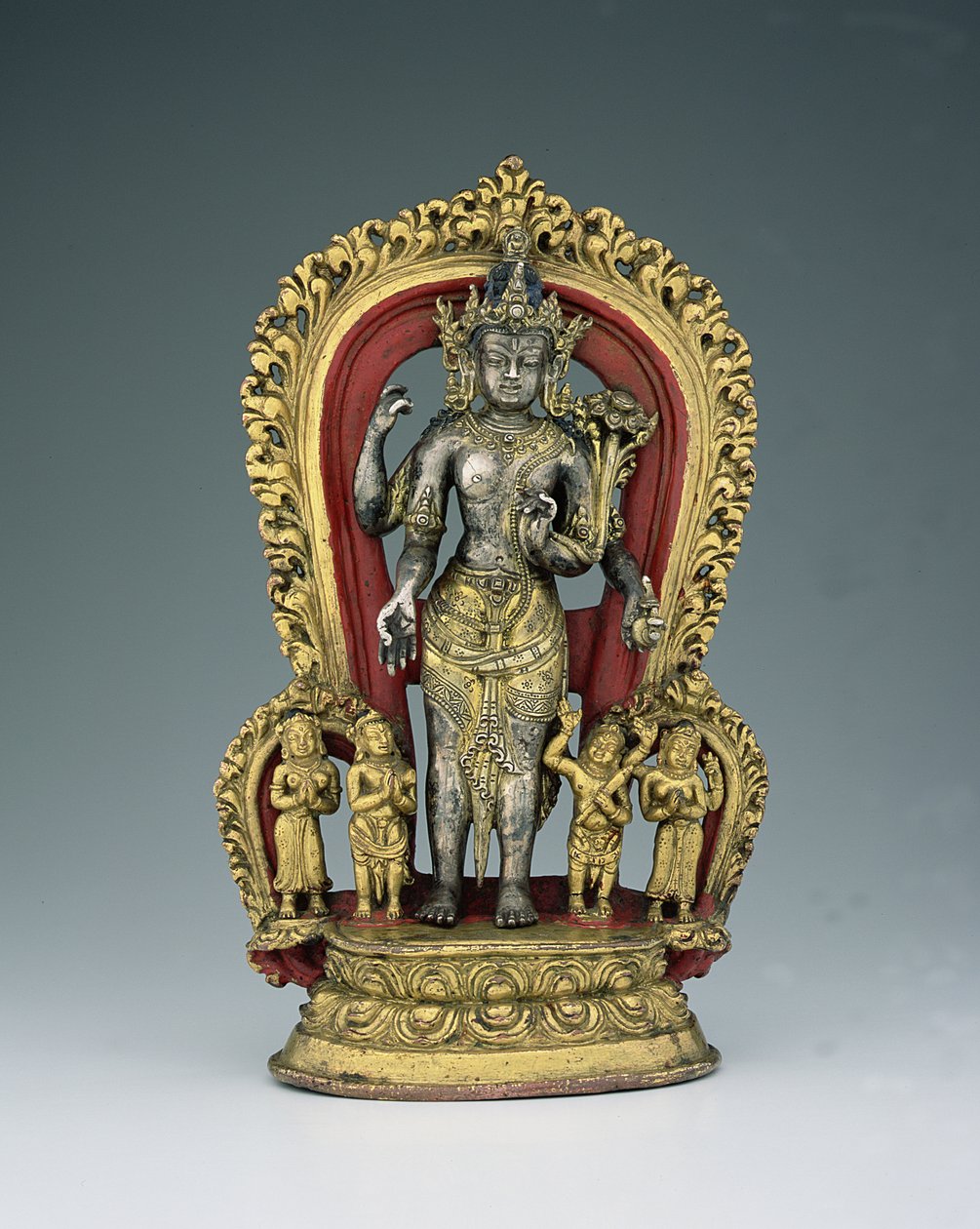 Jatamukuta Lokesvara, Khasa Malla Kingdom (1100-1484) (aranyozott csomag, rézötvözet és pigment) alkotó: Nepalese School