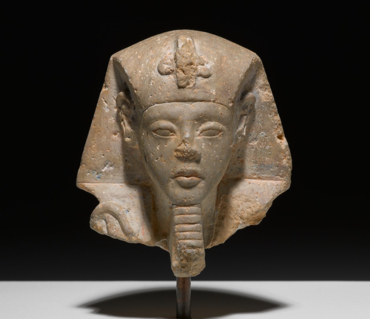 Fej egy akhensteni shabtitól, ie 1352-1336 körül (mészkő) alkotó: New Kingdom Egyptian
