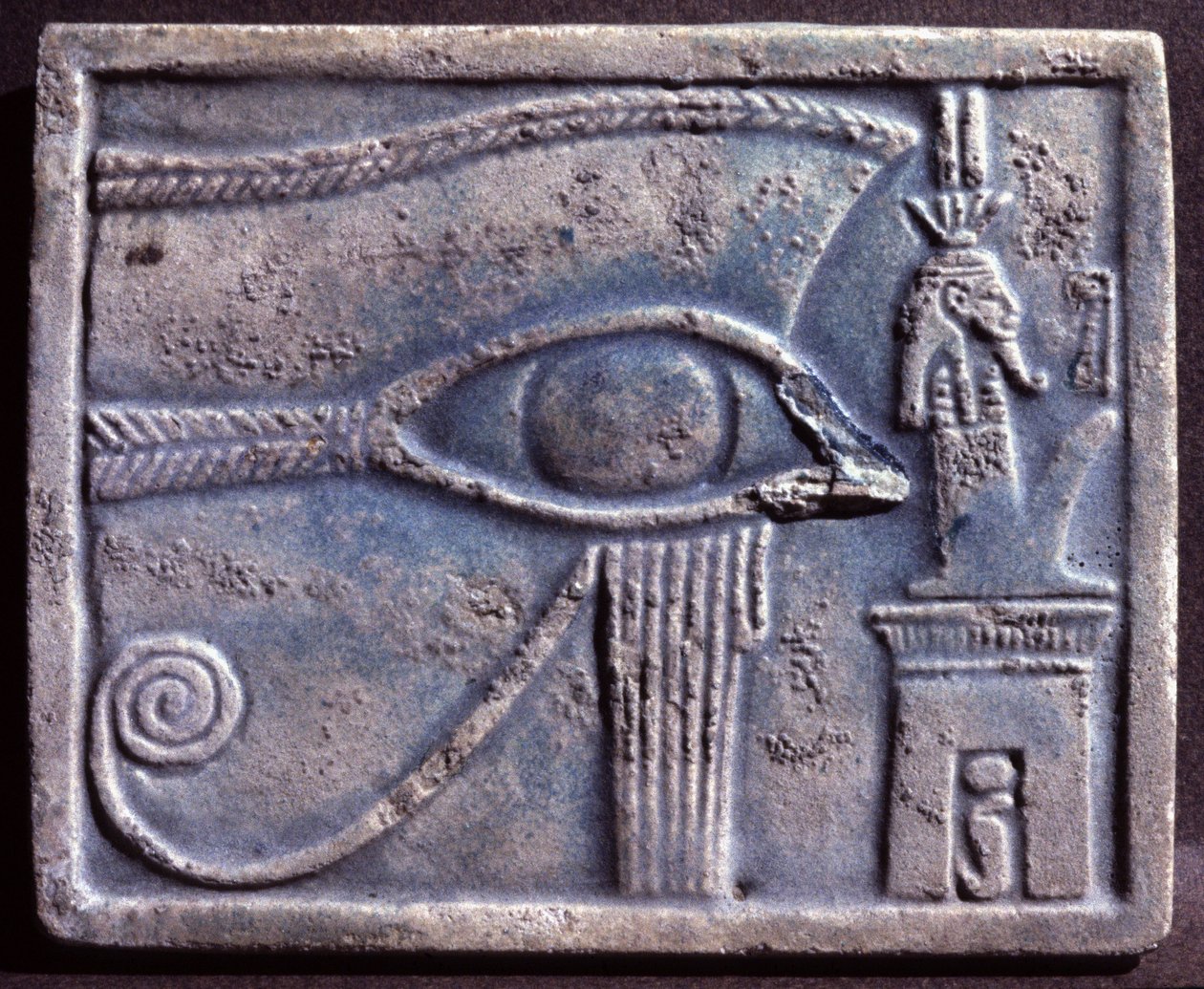 Udjat szem, Új Birodalom (Kr. e. 1570-1085) (dombormű) alkotó: New Kingdom Egyptian