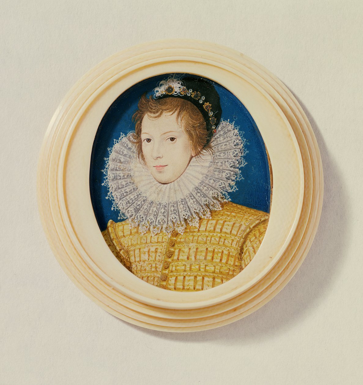 Sárga ruhás fiatalember főkötővel és tollal, 1585-90 körül (wc, pergamen) alkotó: Nicholas Hilliard