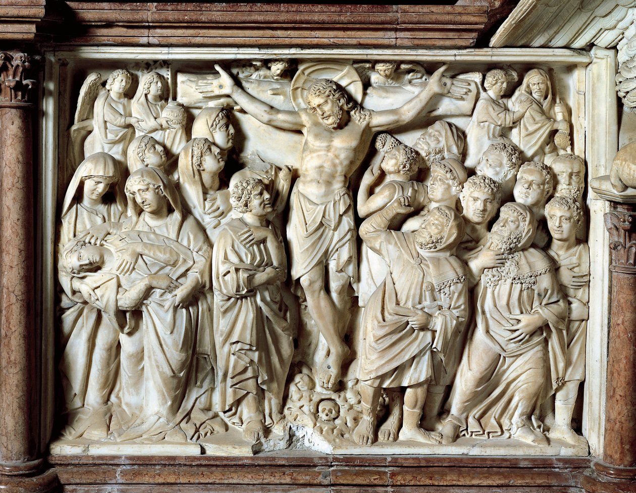 Olaszország, Toszkána, Pisa, Piazza dei Miracoli, katedrális, márvány szószék, tábla Giovanni Pisano keresztre feszítésével alkotó: Nicola Pisano