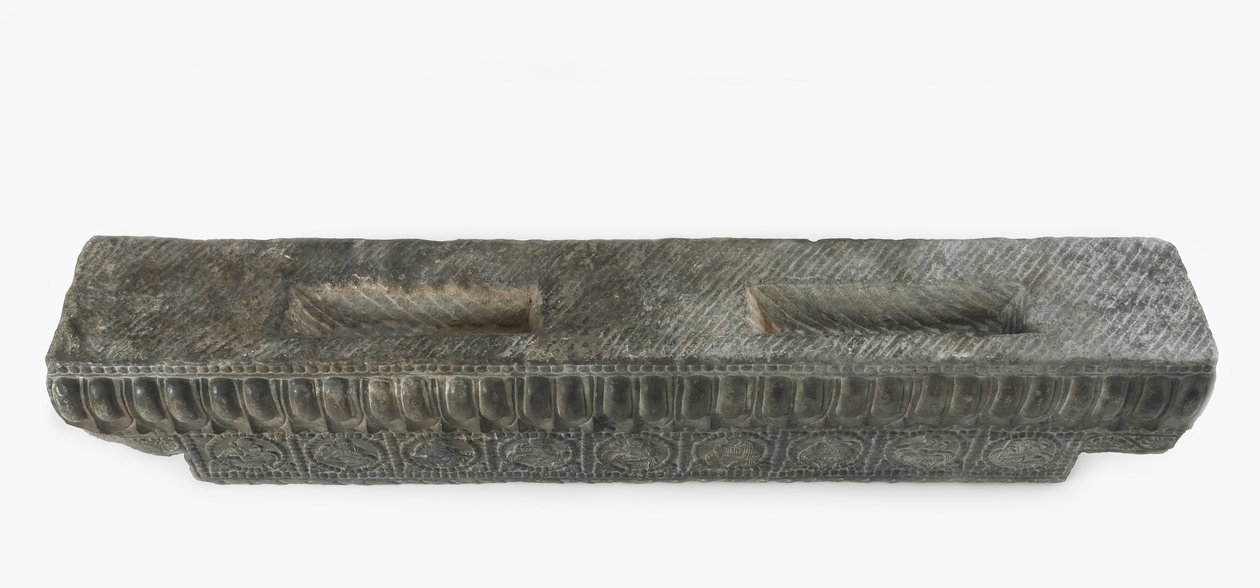 Temetési heverő párkánya (mészkő) alkotó: Northern Qi Dynasty Chinese Scool