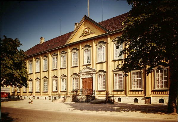 Stiftsgarden palota, 1774-78 között épült alkotó: Norwegian School