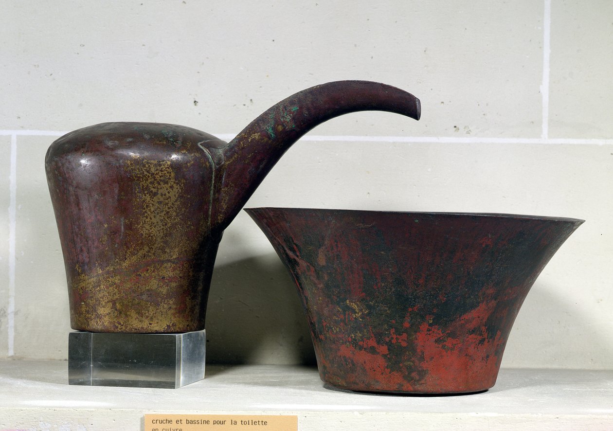 Ewer és medence (réz) alkotó: Old Kingdom Egyptian