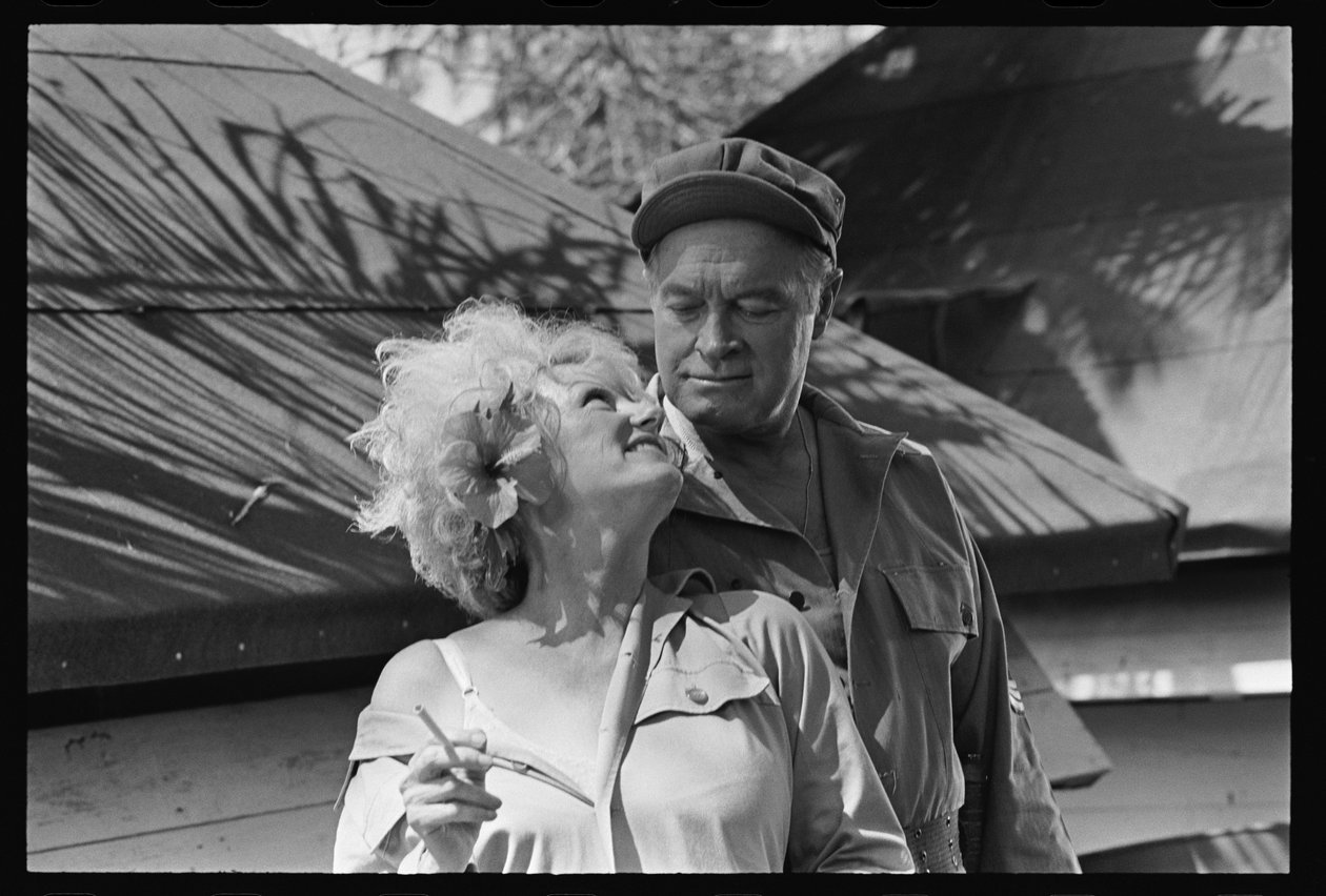 Bob Hope és Phyllis Diller a „The Private Navy of Sgt O