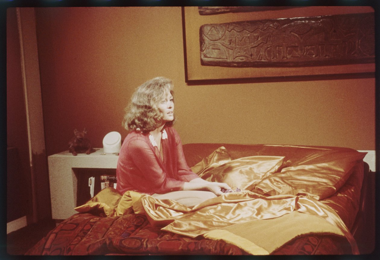 Faye Dunaway a The Towering Inferno forgatásán alkotó: Orlando Suero