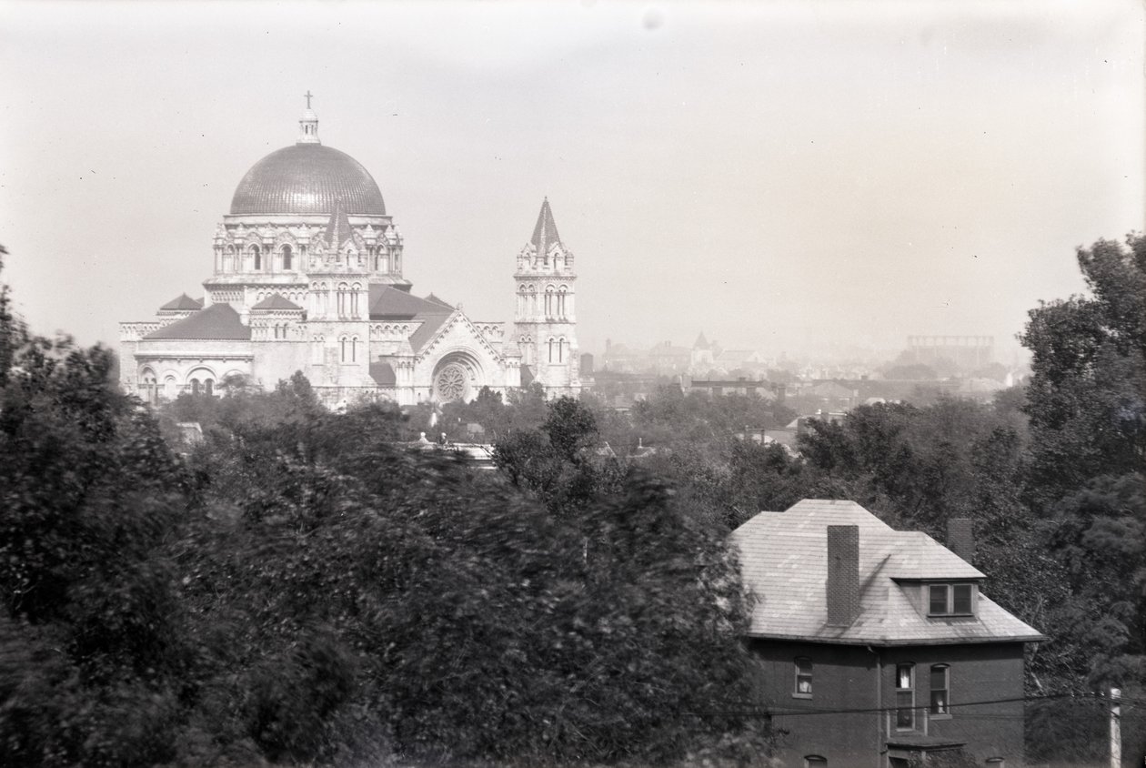 Új katedrális a Barnes Kórházból, St. Louis, 1919. szeptember 19 alkotó: Oscar Kuehn
