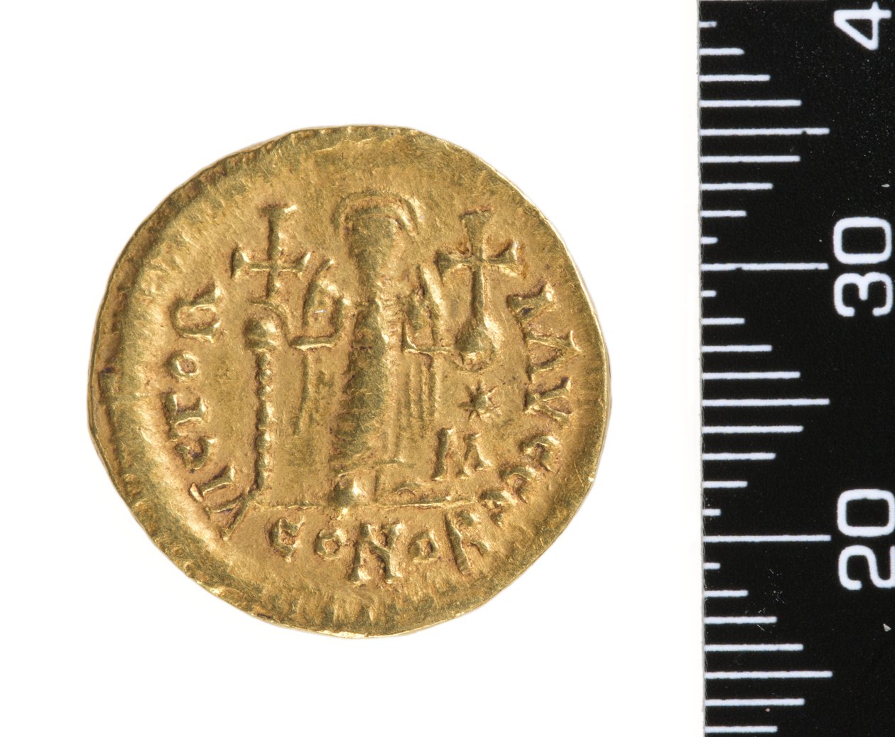 Érme (fordított) 534-548 körül (arany) alkotó: Ostrogothic Ostrogothic