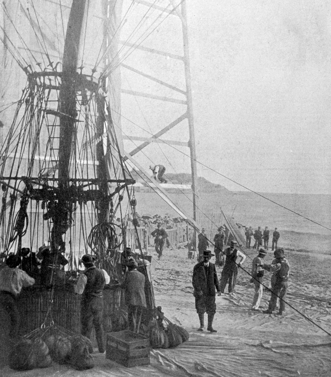 De la Vaulx gróf kísérlete, hogy ballonnal átkeljen a Földközi-tengeren, 1901 alkotó: P. Doye