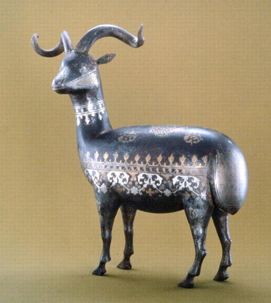 Damascene Ware kecske (cink, réz és ezüst) alkotó: Pakistani School