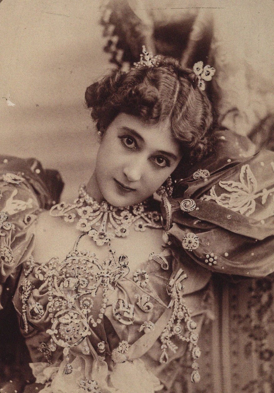 La Belle Otero, 1890-es évek. alkotó: Paris . Photo studio Reutlinger