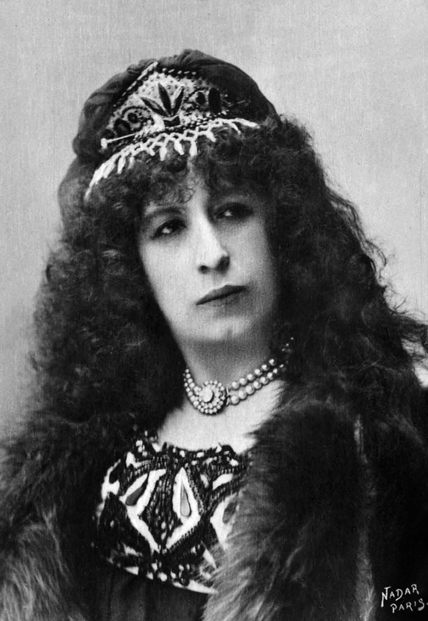 Aimee Tessandier (sz. 1851-) francia színésznő és énekesnő, Paul Nadar fényképezte 1890 és 1905 között, Felix Potin, 500 kortárs híresség, operaénekesek és drámai Franciaország gyűjteményéből kivonatolva. alkotó: Paul Nadar