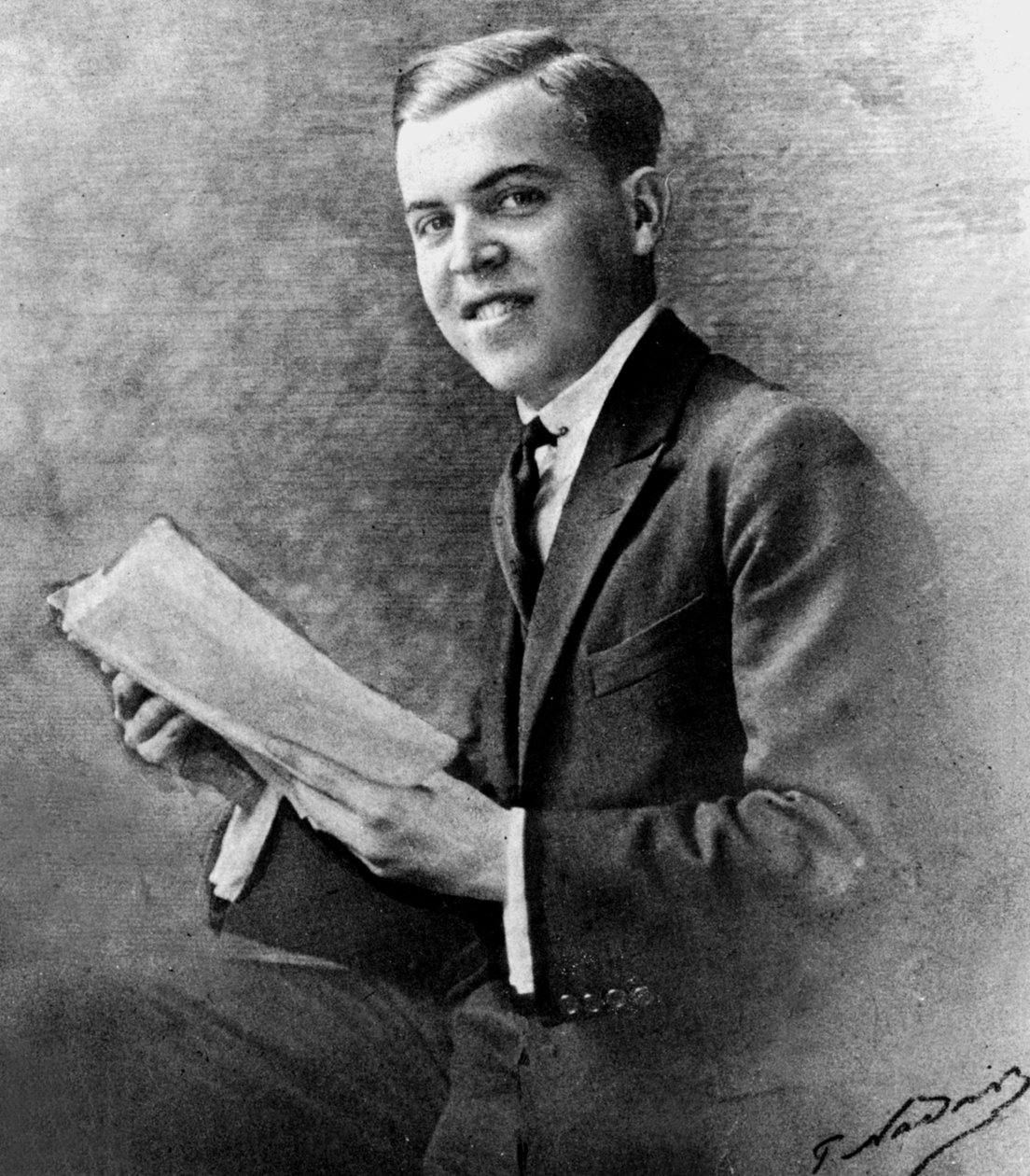Christian Berard (1902-1949) francia festő és jelmeztervező, Madeleine Renaud unokatestvére, fotó: Nadar c. 1920 (f/w fotó) alkotó: Paul Nadar