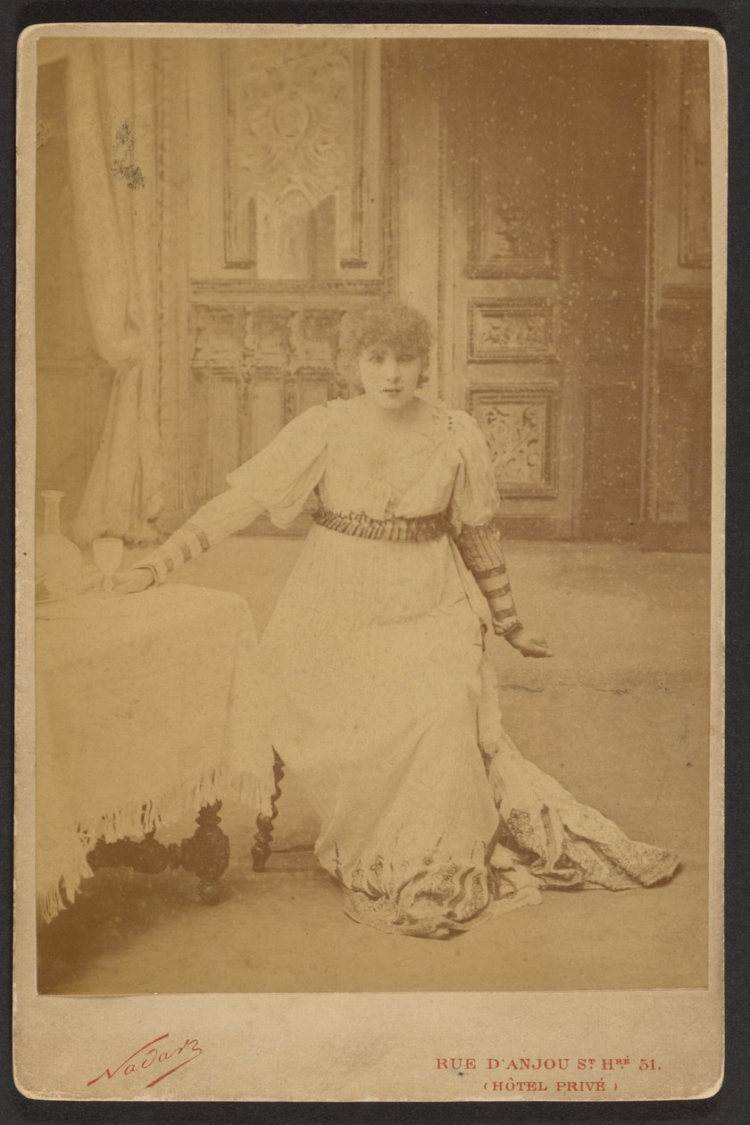 Sarah Bernhardt als Floria in La Tosca alkotó: Paul Nadar