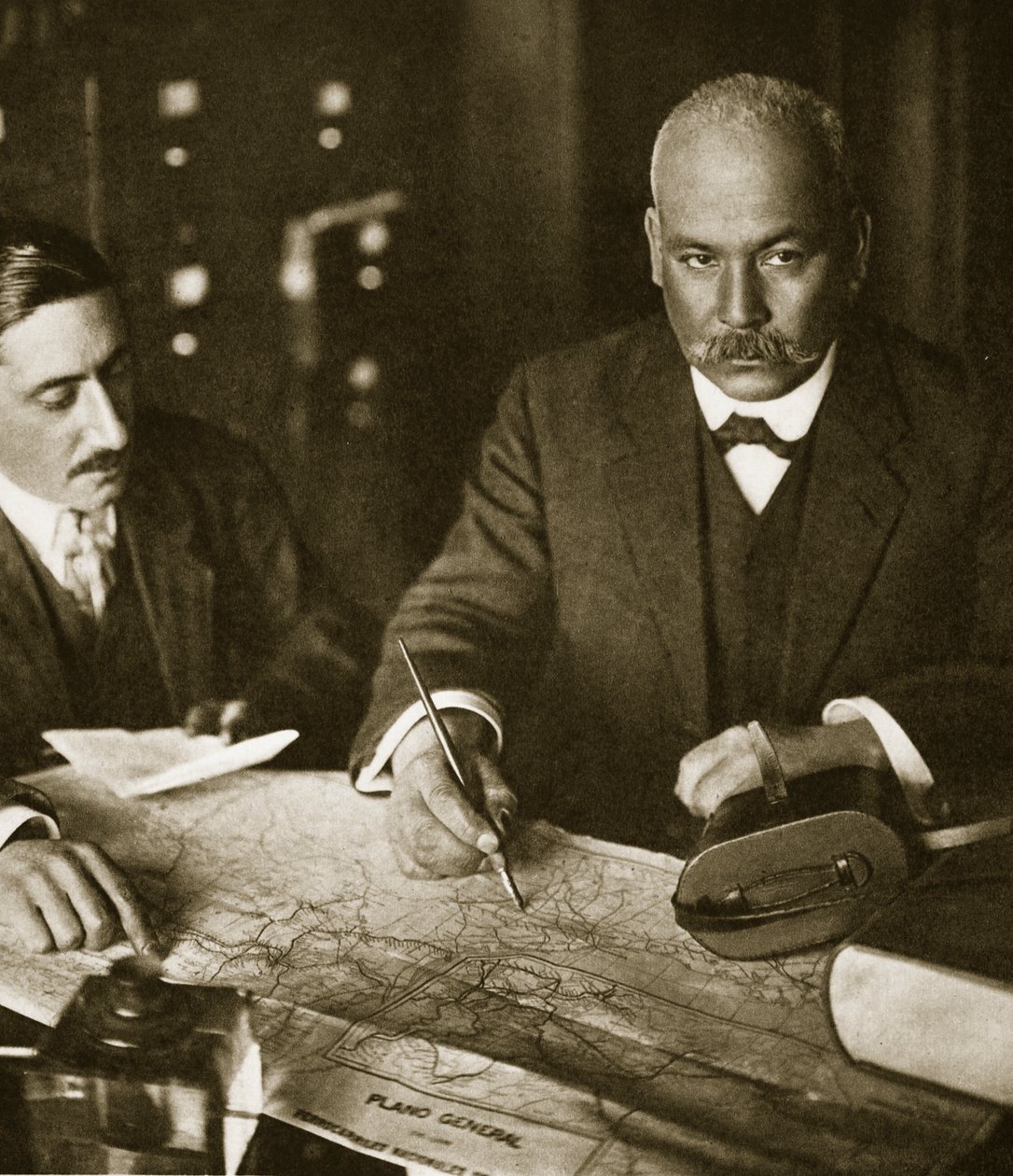 Dr. Vasquez Gomez a New York-i Imperial Hotelben, 1911-ben alkotó: Paul Thompson