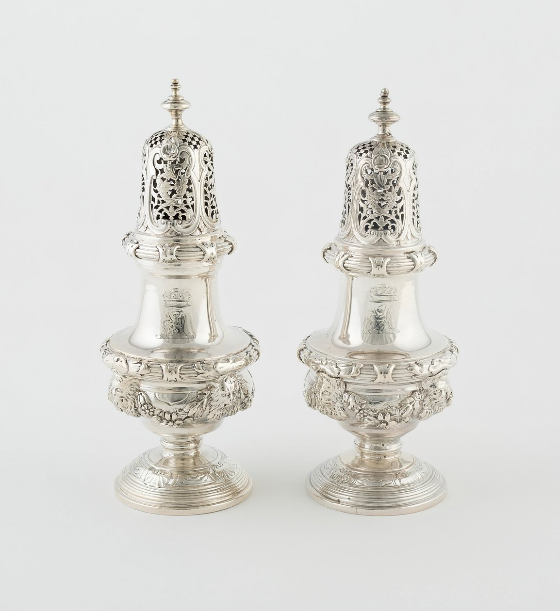 Görgőpár, London, 173243. alkotó: Paul de Lamerie